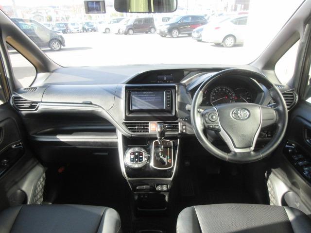 エスクァイア Gi 4WD/純正ナビ/バックカメラ/ドライブレコーダー/ETC/プッシュスタート/スマートキー/ステアリングスイッチ/LEDヘッドライト/オートライト/フォグライト//両側電動スライドドア/電動格納ミラー(15枚目)