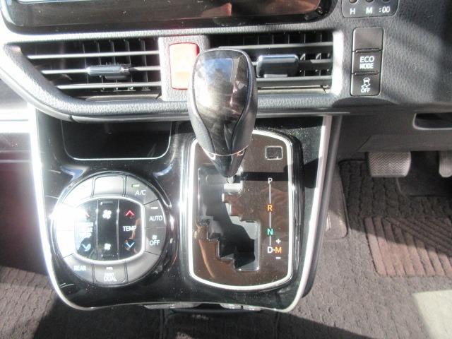 エスクァイア Gi 4WD/純正ナビ/バックカメラ/ドライブレコーダー/ETC/プッシュスタート/スマートキー/ステアリングスイッチ/LEDヘッドライト/オートライト/フォグライト//両側電動スライドドア/電動格納ミラー(21枚目)