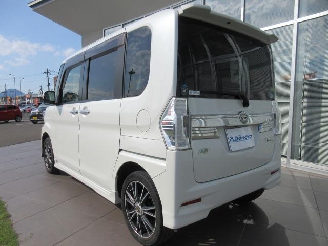 電動スライドドアで狭い場所でも楽に開閉♪