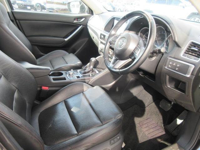ＣＸ－５ ＸＤ　Ｌパッケージ　４ＷＤ／ディーゼル／ターボ／純正ナビ／フルセグＴＶ／ＤＶＤ再生／バックカメラ／シートヒーター／プッシュスタート／スマートキー／ステアリングスイッチ／ＬＥＤヘッドライト／オートライト／フォグライト（18枚目）