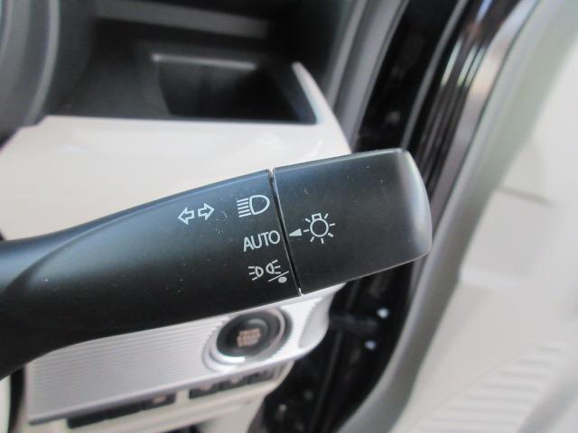 スペーシア ハイブリッドＸ　純正ナビ／フルセグＴＶ／全周囲カメラ／ＥＴＣ／シートヒーター／プッシュスタート／スマートキー／ステアリングスイッチ／オートライト／ヘッドライトレベライザー／両側電動スライドドア／純正アルミホイール（24枚目）