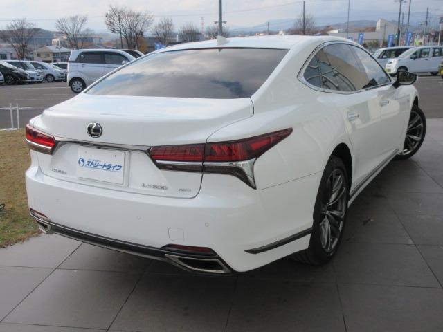 当店自慢の更新型保証♪約６００項目の充実保証の他、様々なサービスがございます♪当社ホームページでご覧いただけます♪