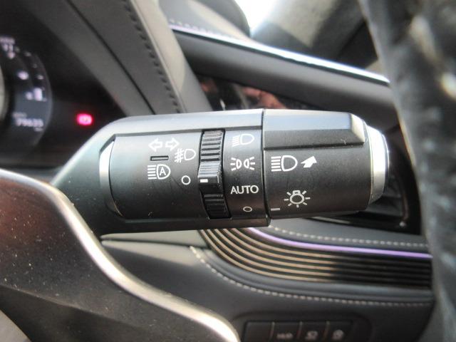 オートライトで点け忘れによる交通事故を防止！トンネル通過後のライト消し忘れも防げる♪