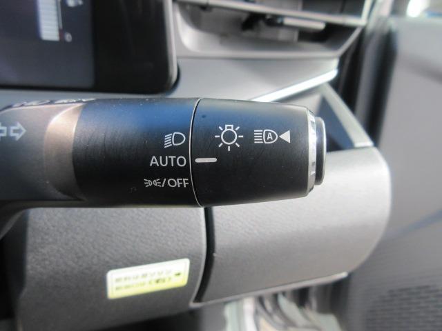 オートライトで点け忘れによる交通事故を防止！トンネル通過後のライト消し忘れも防げる♪