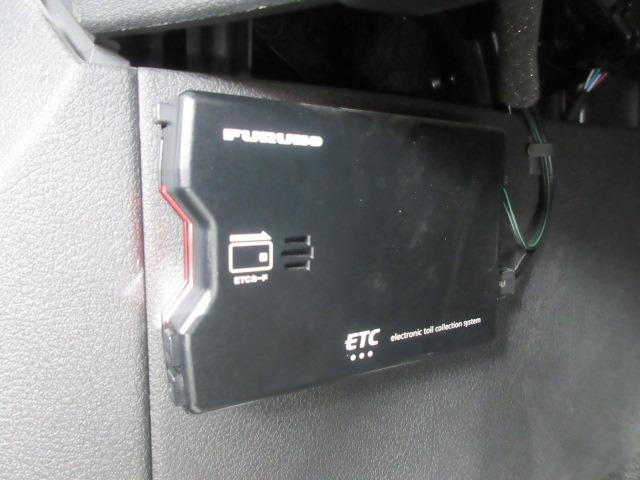 ＥＴＣ付きで有料道路の料金所もスムーズに通過♪