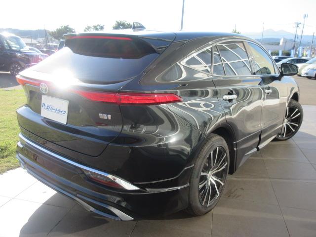 ハリアーハイブリッド Ｚ　レザーパッケージ　純正ナビ／フルセグＴＶ／ドライブレコーダー／ＥＴＣ／プッシュスタート／スマートキー／ステアリングスイッチ／ステアリングヒーター／シートヒーター／シートエアコン／電動リアゲート／ＪＢＬサウンド（9枚目）