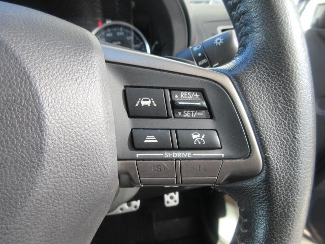 インプレッサスポーツ ２．０ｉ－Ｓアイサイト　４ＷＤ／純正ナビ／フルセグＴＶ／バックカメラ／ドライブレコーダー／ＥＴＣ／プッシュスタート／スマートキー／パワーシート／衝突被害軽減ブレーキ／電動格納ミラー／純正アルミホイール／オートライト（25枚目）