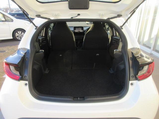 ヤリス X 4WD/純正ナビ/バックカメラ/ETC/プッシュスタート/スマートキー/ステアリングスイッチ/Bluetooth接続/車線逸脱警報システム/オートマチックハイビーム/ヘッドライトレベライザー(17枚目)
