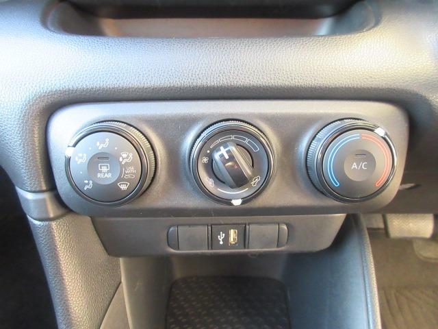 ヤリス X 4WD/純正ナビ/バックカメラ/ETC/プッシュスタート/スマートキー/ステアリングスイッチ/Bluetooth接続/車線逸脱警報システム/オートマチックハイビーム/ヘッドライトレベライザー(27枚目)