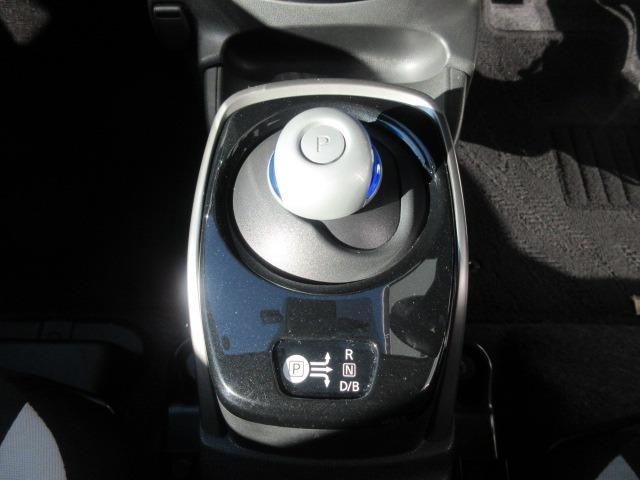 ノート e-パワー X 純正ナビ/フルセグTV/全周囲カメラ/ETC/プッシュスタート/スマートキー/ステアリングスイッチ/LEDヘッドライト/オートライト/純正アルミホイール/電動格納ミラー/衝突被害軽減ブレーキ(27枚目)