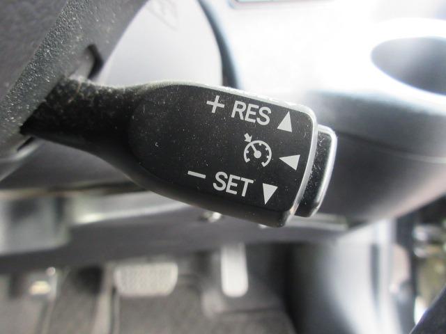 シエンタ ハイブリッドＧ　イクリプスナビ／フルセグＴＶ／ＤＶＤ再生／バックカメラ／ＥＴＣ／シートヒーター／プッシュスタート／スマートキー／ステアリングヒーター／オートライト／ヘッドライトレベライザー／オートマチックハイビーム（27枚目）