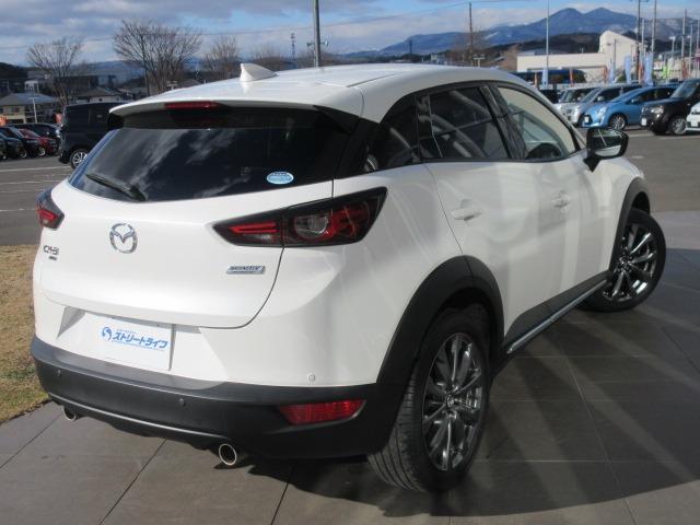 ＣＸ－３ 　純正ナビ／フルセグＴＶ／全周囲カメラ／ＥＴＣ／シートヒーター／パワーシート／プッシュスタート／スマートキー／ステアリングスイッチ／ＬＥＤヘッドライト／オートライト／フォグライト／純正アルミホイール（9枚目）