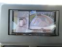 バックカメラ付きで駐車時も安全!