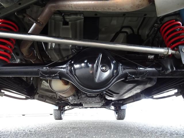 ジョインターボ 4WDターボ ラプターペイント キャンパースタイル 1.5インチUP ベットキットシンク ヒッチメンバー 強化ローター 9インチナビ マスターピースコイル カヤバショック FFヒーター ソーラーパネル(25枚目)
