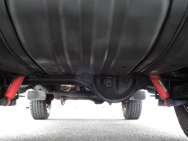 ランドクルーザー７０ 　ランクル７６バン　３０ｔｈ特別記念仕様車　前後デフロック寒冷地仕様　ＫＯＮＩショック　ブラＶ１６ＡＷ５本　ウッドコンビハンドル　インナーブラックＨＬ　ガナドールマフラー　バックカメラ　ナビ（33枚目）