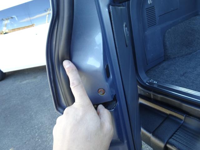 ランドクルーザー80 GX HZJ81V 後期型純正ナロー リア観音ドア グレーメタリック 輸出仕様 5速マニュアル パートタイム4WD 3インチリフトUP PW集中ドアロック 前後バンパーサイドSラプターライナー新品255MT(16枚目)