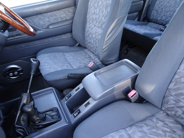 ランドクルーザー80 GX HZJ81V 後期型純正ナロー リア観音ドア グレーメタリック 輸出仕様 5速マニュアル パートタイム4WD 3インチリフトUP PW集中ドアロック 前後バンパーサイドSラプターライナー新品255MT(26枚目)