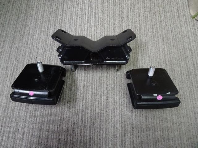 ランドクルーザー80 GX HZJ81V 後期型純正ナロー リア観音ドア グレーメタリック 輸出仕様 5速マニュアル パートタイム4WD 3インチリフトUP PW集中ドアロック 前後バンパーサイドSラプターライナー新品255MT(36枚目)