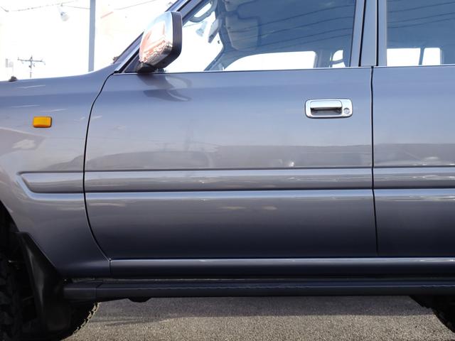 ランドクルーザー80 GX HZJ81V 後期型純正ナロー リア観音ドア グレーメタリック 輸出仕様 5速マニュアル パートタイム4WD 3インチリフトUP PW集中ドアロック 前後バンパーサイドSラプターライナー新品255MT(58枚目)