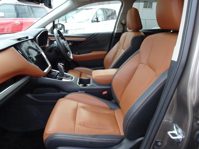 レガシィアウトバック リミテッドＥＸ　本革シート　１１．５ディスプレイオーディオ　サンルーフ　ルーフレール　衝突軽減装置（6枚目）