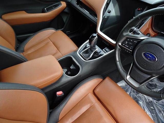 レガシィアウトバック リミテッドＥＸ　本革シート　１１．５ディスプレイオーディオ　サンルーフ　ルーフレール　衝突軽減装置（12枚目）