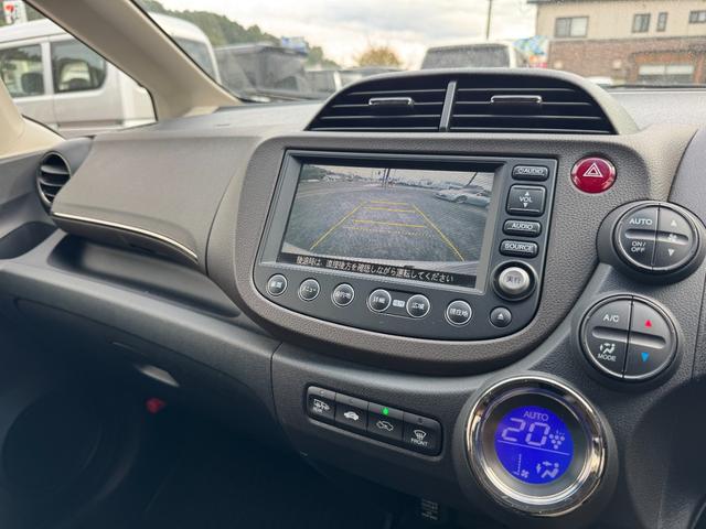 フィットシャトルハイブリッド ハイブリッド　ファインライン（12枚目）