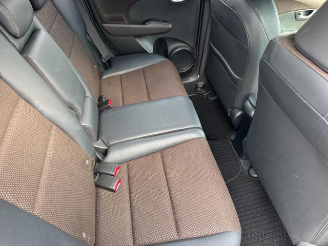 フィットシャトルハイブリッド ハイブリッド　ファインライン（14枚目）