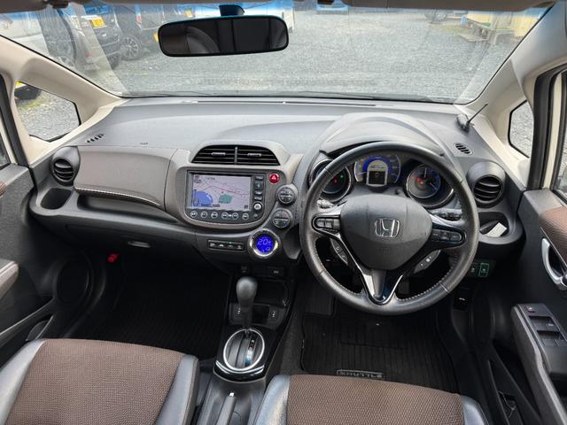 フィットシャトルハイブリッド ハイブリッド　ファインライン（15枚目）