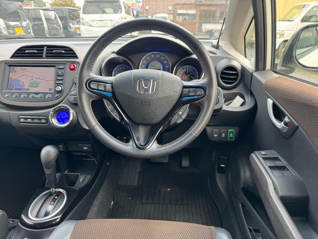 フィットシャトルハイブリッド ハイブリッド　ファインライン（16枚目）