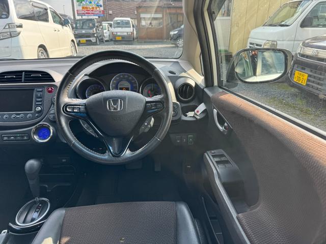 フィットシャトルハイブリッド ハイブリッド・ナビプレミアムセレクション(9枚目)