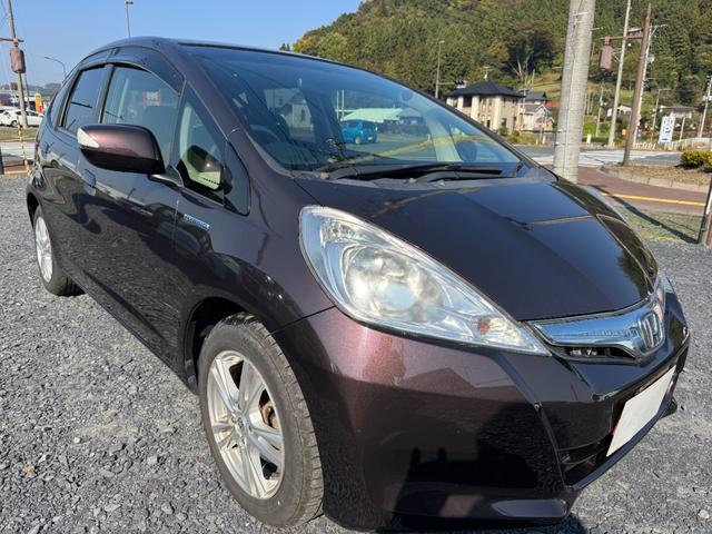 フィットハイブリッド シーズ ファインスタイル(8枚目)