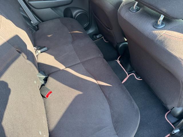 フィットハイブリッド シーズ ファインスタイル(11枚目)