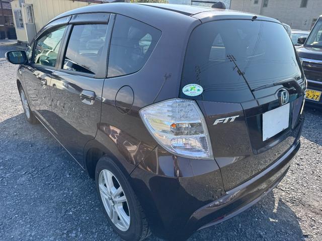 フィットハイブリッド シーズ ファインスタイル(16枚目)