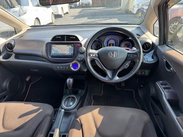 フィットハイブリッド シーズ ファインスタイル(19枚目)