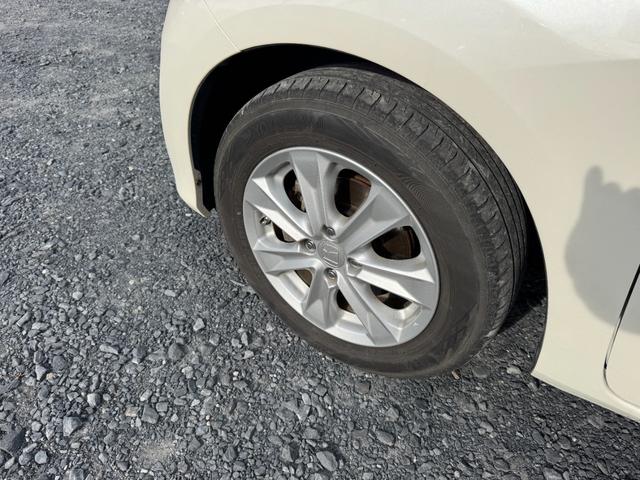 フィットハイブリッド ナビプレミアムセレクション(15枚目)