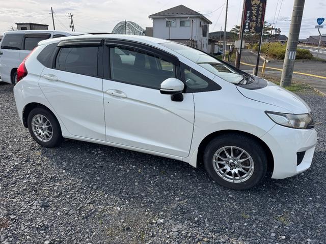 フィット 13G・Fパッケージ(4枚目)