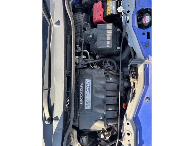 フィットハイブリッド ベースグレード（15枚目）