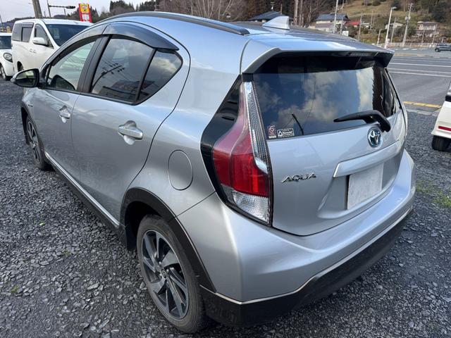 アクア Ｘ－アーバン（3枚目）