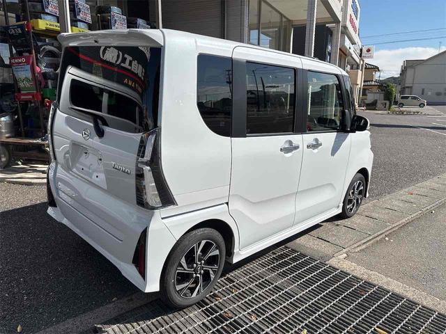 タント カスタムＸ　ＥＴＣ　全方位カメラ　両側電動スライド　ディスプレイオーディオ　ＴＶ　クリアランスソナー　オートクルーズコントロール　衝突被害軽減システム　オートライトＬＥＤランプ　ＨＤＭＩ接続　エンジンスターター（5枚目）