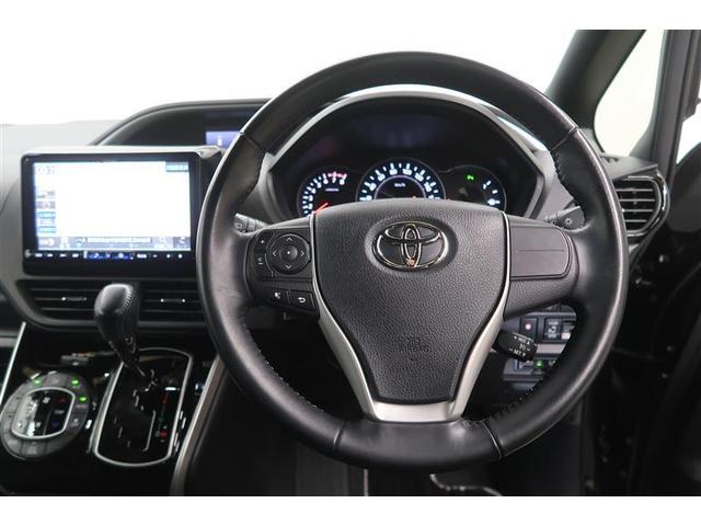 ヴォクシー ＺＳ　煌ＩＩＩ　フルセグ　メモリーナビ　ＤＶＤ再生　ミュージックプレイヤー接続可　後席モニター　バックカメラ　衝突被害軽減システム　ＥＴＣ　ドラレコ　両側電動スライド　ＬＥＤヘッドランプ　ウオークスルー　乗車定員７人（21枚目）