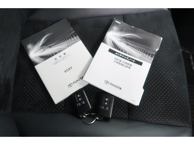 ヴォクシー ＺＳ　煌ＩＩＩ　フルセグ　メモリーナビ　ＤＶＤ再生　ミュージックプレイヤー接続可　後席モニター　バックカメラ　衝突被害軽減システム　ＥＴＣ　ドラレコ　両側電動スライド　ＬＥＤヘッドランプ　ウオークスルー　乗車定員７人（37枚目）