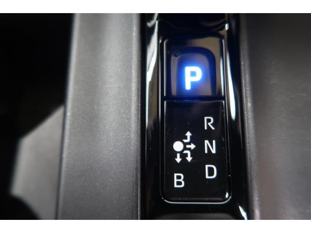 クラウンクロスオーバー Gアドバンスド 4WD フルセグ ミュージックプレイヤー接続可 バックカメラ 衝突被害軽減システム ETC ドラレコ LEDヘッドランプ ワンオーナー 記録簿(20枚目)