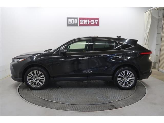 ハリアー Z レザーパッケージ 革シート サンルーフ フルセグ メモリーナビ ミュージックプレイヤー接続可 バックカメラ 衝突被害軽減システム ETC ドラレコ LEDヘッドランプ ワンオーナー 記録簿(8枚目)