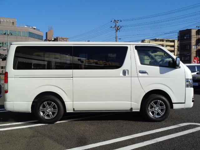 ハイエースバン ロングスーパーGL 4WD バックカメラ ナビ TV クリアランスソナー レーンアシスト 衝突被害軽減システム 両側スライドドア オートマチックハイビーム オートライト スマートキー 電動格納ミラー AT アルミホイール(14枚目)