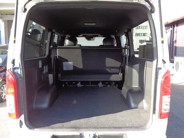 ハイエースバン ロングスーパーGL 4WD バックカメラ ナビ TV クリアランスソナー レーンアシスト 衝突被害軽減システム 両側スライドドア オートマチックハイビーム オートライト スマートキー 電動格納ミラー AT アルミホイール(19枚目)