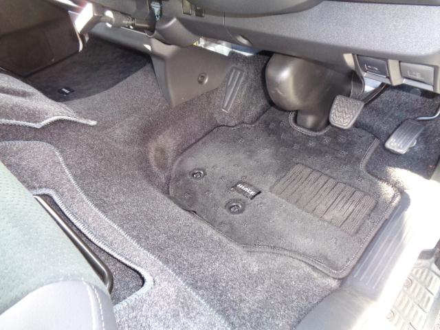 ハイエースバン ロングスーパーGL 4WD バックカメラ ナビ TV クリアランスソナー レーンアシスト 衝突被害軽減システム 両側スライドドア オートマチックハイビーム オートライト スマートキー 電動格納ミラー AT アルミホイール(28枚目)