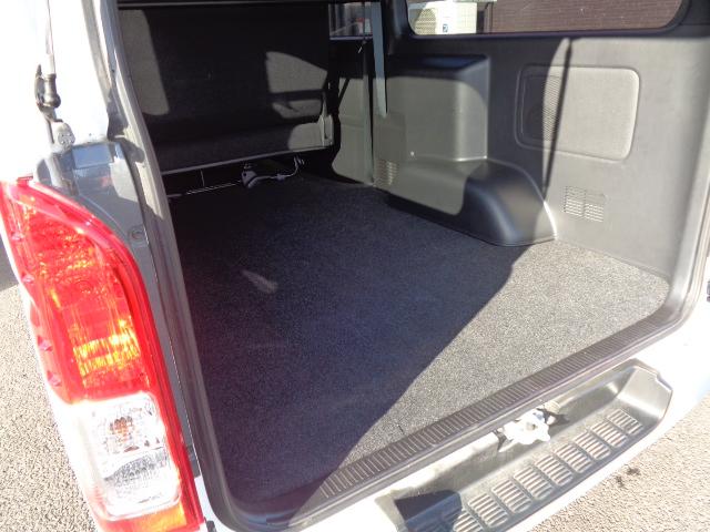 ハイエースバン ロングスーパーGL 4WD バックカメラ ナビ TV クリアランスソナー レーンアシスト 衝突被害軽減システム 両側スライドドア オートマチックハイビーム オートライト スマートキー 電動格納ミラー AT アルミホイール(43枚目)