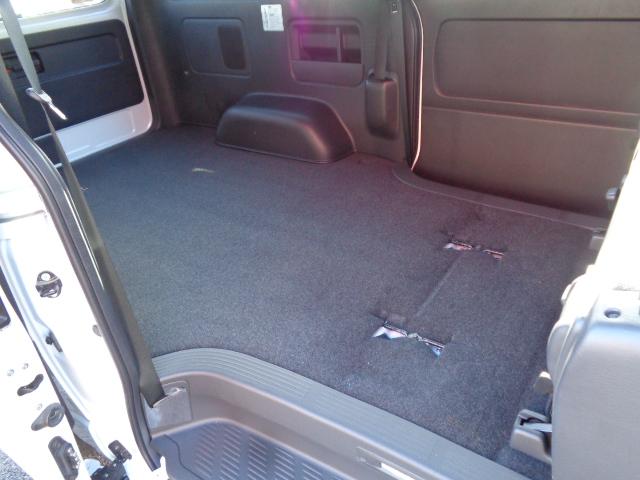 ハイエースバン ロングスーパーGL 4WD バックカメラ ナビ TV クリアランスソナー レーンアシスト 衝突被害軽減システム 両側スライドドア オートマチックハイビーム オートライト スマートキー 電動格納ミラー AT アルミホイール(45枚目)