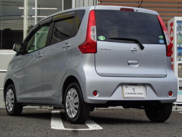 デイズ Ｊ　衝突被害軽減システム　キーレスエントリー　電動格納ミラー　ベンチシート　ＣＶＴ　ＡＢＳ　ＥＳＣ　ＣＤ　ミュージックプレイヤー接続可　衝突安全ボディ　エアコン　パワーステアリング　パワーウィンドウ（18枚目）