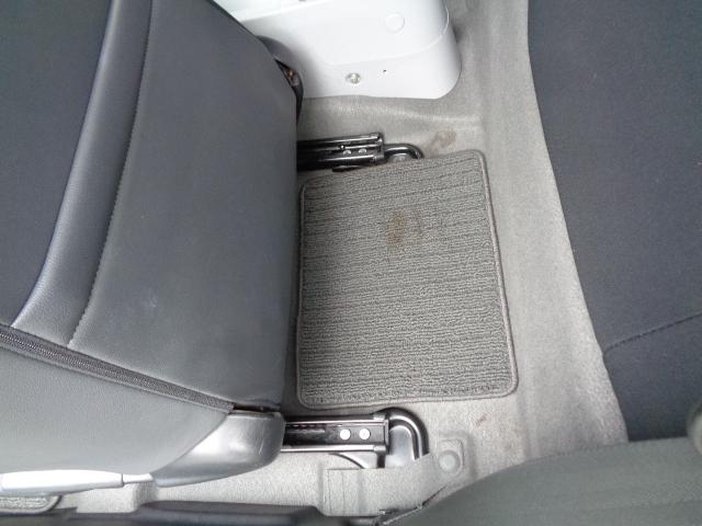 ＣＲ－Ｚ α　ＥＴＣ　バックカメラ　ＴＶ　オートクルーズコントロール　ＣＶＴ　オートライト　ＨＩＤ　スマートキー　電動格納ミラー　シートヒーター　アルミホイール　盗難防止システム　衝突安全ボディ　ＡＢＳ　ＥＳＣ（32枚目）